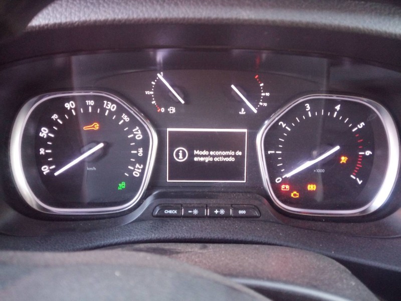 opel vivaro furgón del año 2022