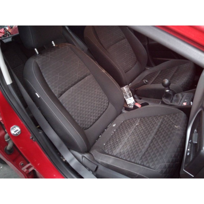 kia rio (yb) del año 2018