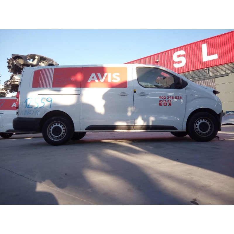 opel vivaro furgón del año 2022