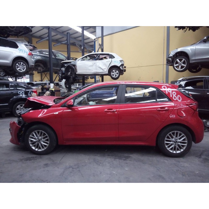 kia rio (yb) del año 2018