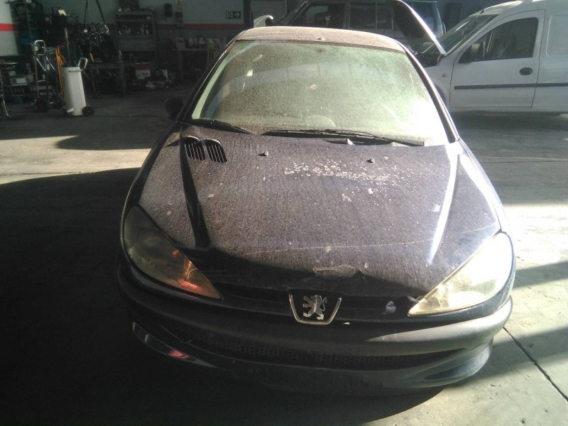peugeot 206 berlina del año 2004