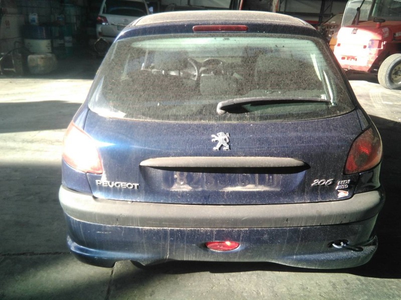 peugeot 206 berlina del año 2004