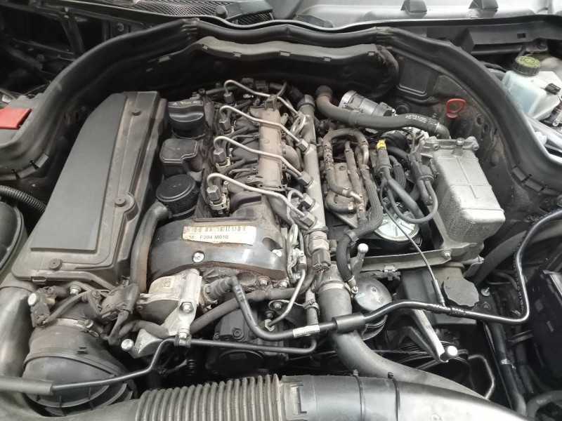 mercedes-benz clase c (w204) berlina del año 2008