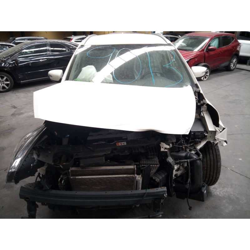 kia carens ( ) del año 2016