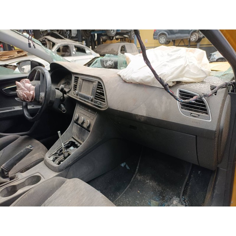 seat leon sc (5f5) del año 2015