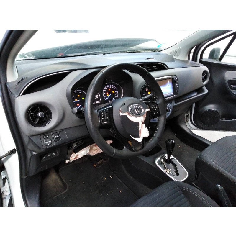 toyota yaris del año 2019