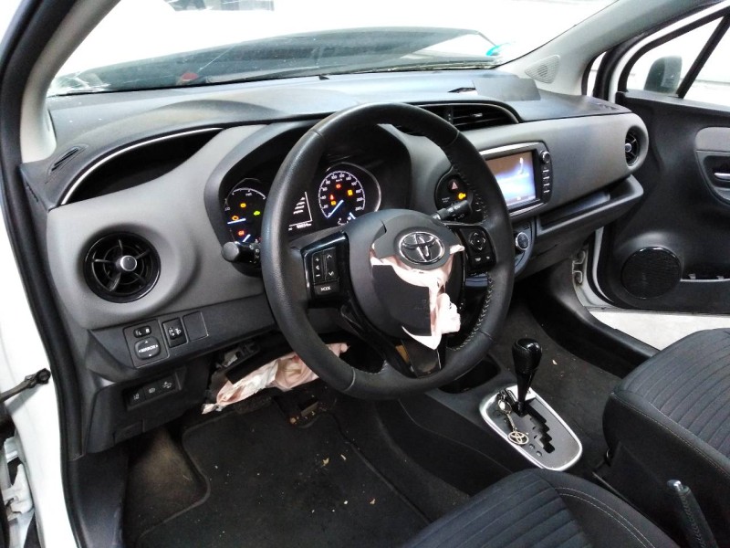 toyota yaris del año 2019