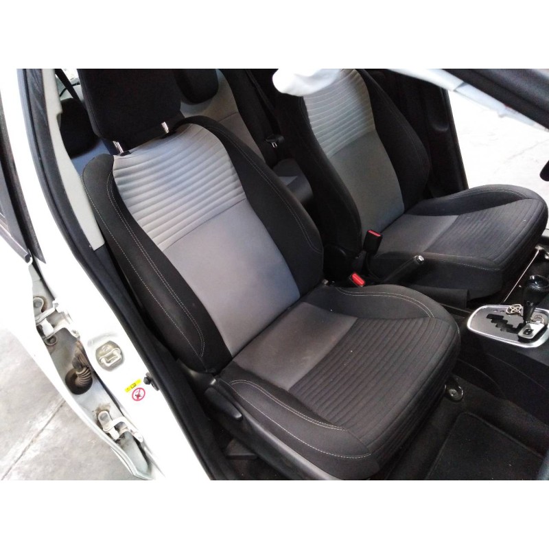 toyota yaris del año 2019