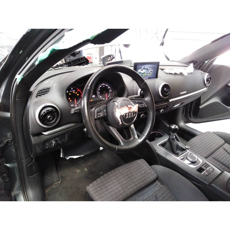 audi a3 sedán (8vm) del año 2017