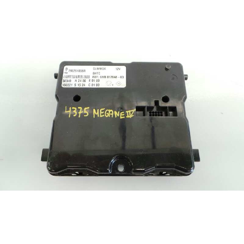 Recambio de centralita aire acondicionado para renault megane iv berlina 5p zen referencia OEM IAM 285251038R  