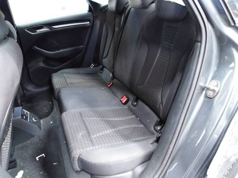 audi a3 sedán (8vm) del año 2017