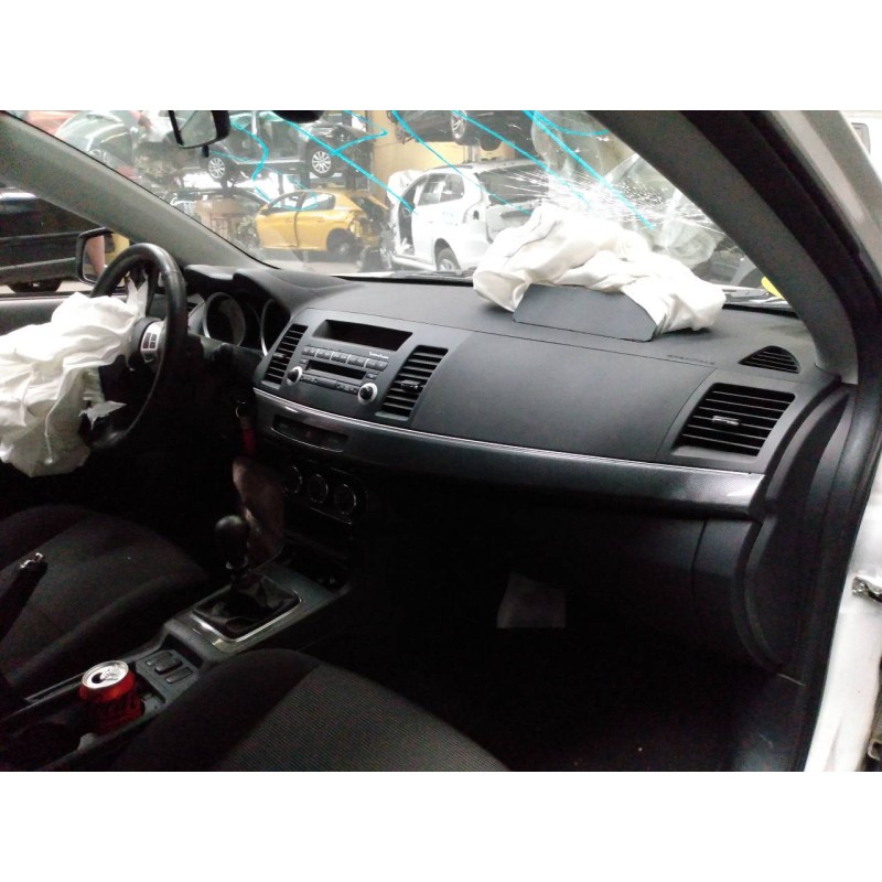 mitsubishi lancer sportback (cx) del año 2011