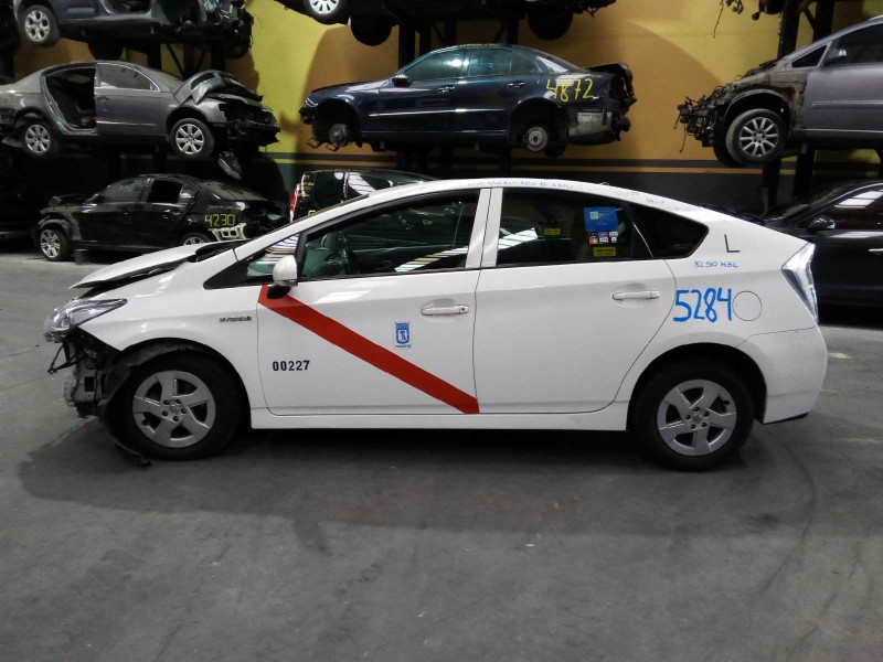 toyota prius (nhw30) del año 2011