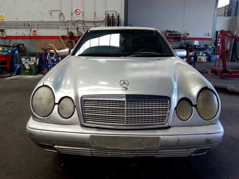 mercedes-benz clase e (w210) berlina diesel del año 1992