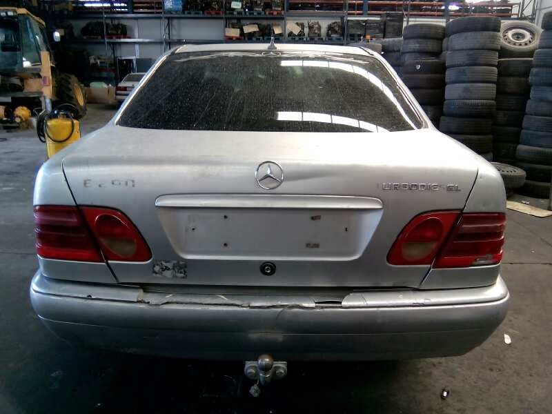 mercedes-benz clase e (w210) berlina diesel del año 1992