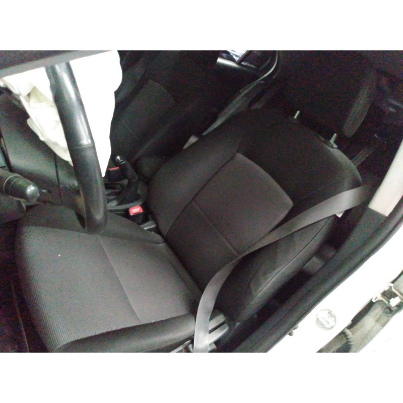 mitsubishi lancer sportback (cx) del año 2011