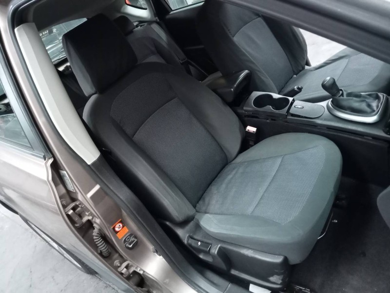 nissan qashqai (j10) del año 2007