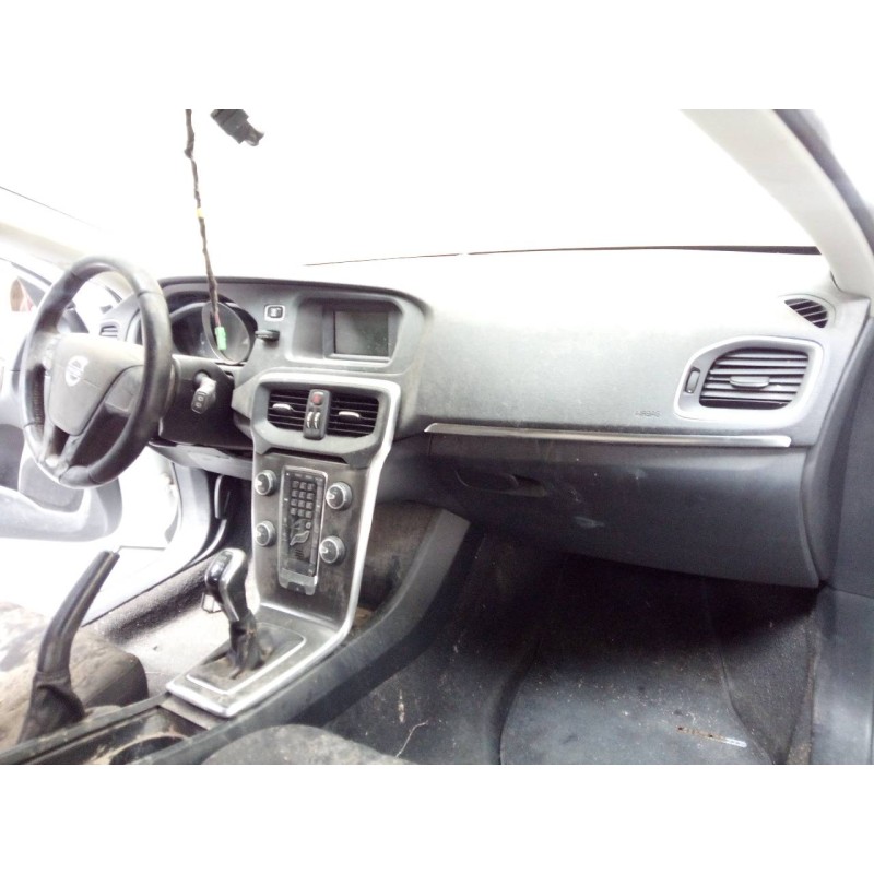 volvo v40 del año 2013