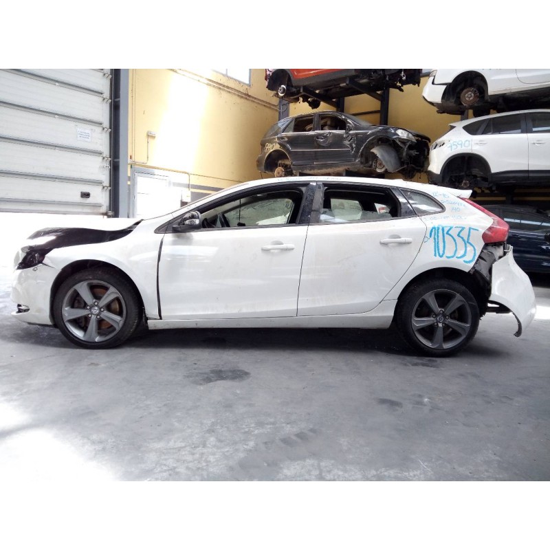 volvo v40 del año 2013