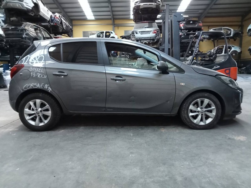 opel corsa e del año 2016