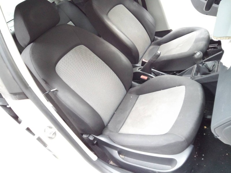 seat ibiza (6p1) del año 2016