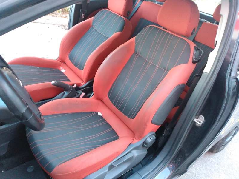 opel corsa d del año 2009