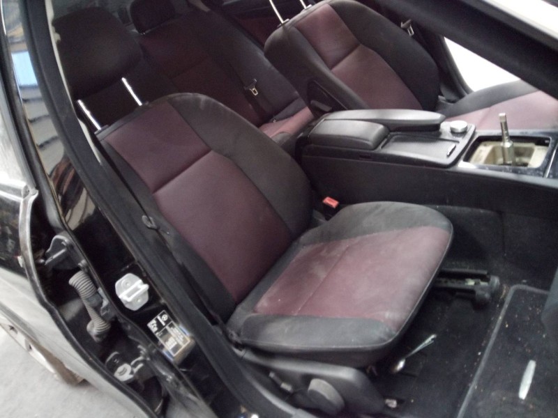 mercedes-benz clase c (w204) berlina del año 2009