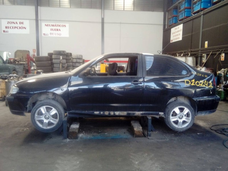 seat cordoba berlina (6k2) del año 2001