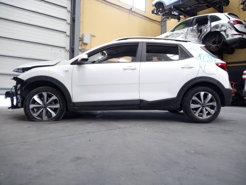 kia stonic (ybcuv) del año 2022