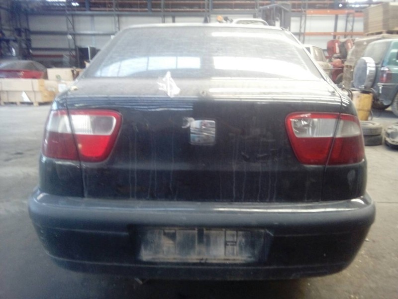 seat cordoba berlina (6k2) del año 2001