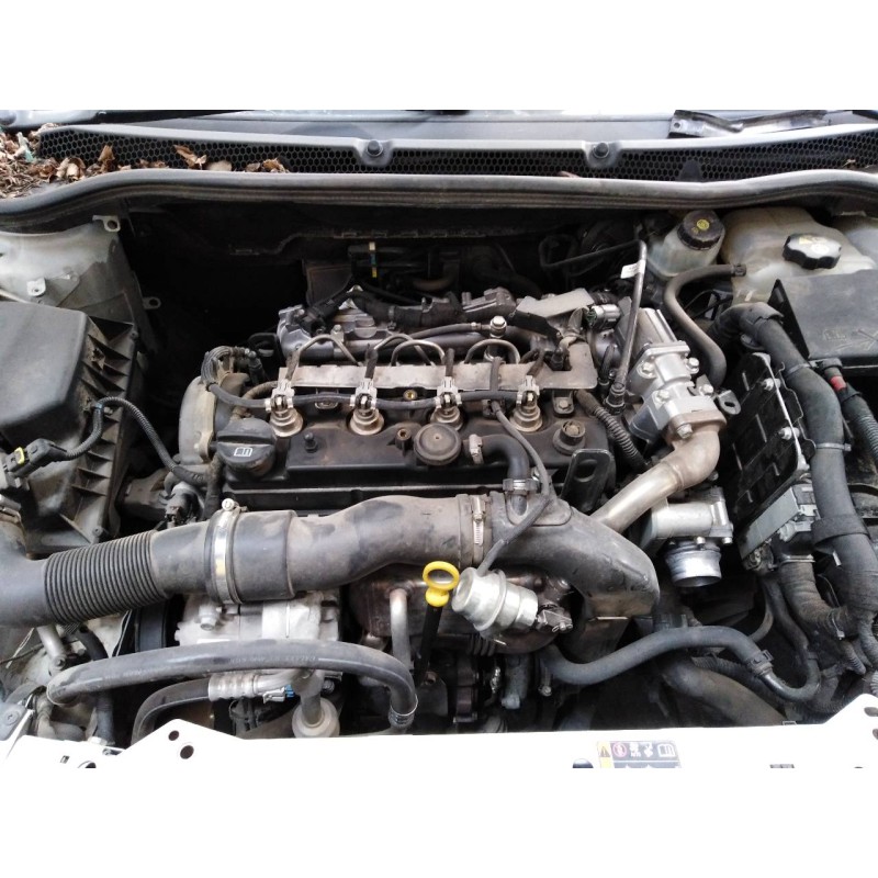 opel astra j lim. del año 2011