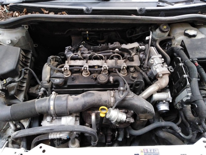 opel astra j lim. del año 2011