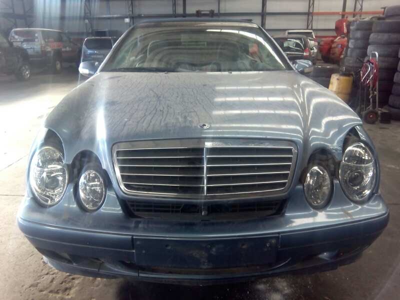 mercedes-benz clase clk (w208) cabrio del año 2000