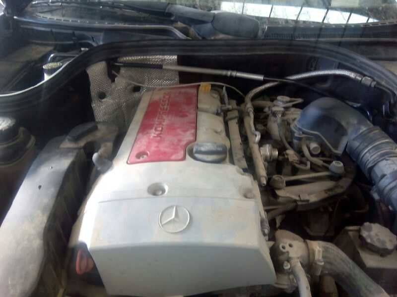 mercedes-benz clase clk (w208) cabrio del año 2000