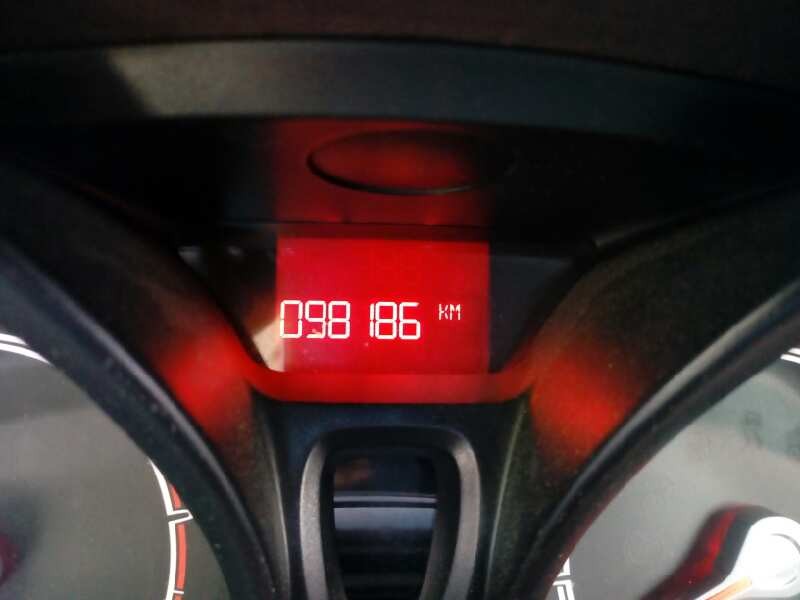 ford fiesta (cb1) del año 2010