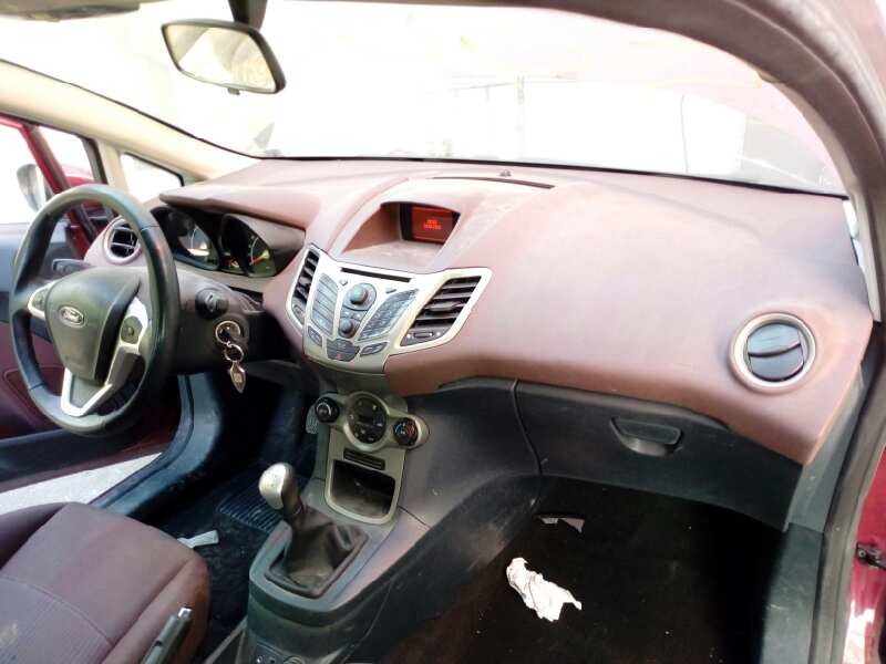 ford fiesta (cb1) del año 2010