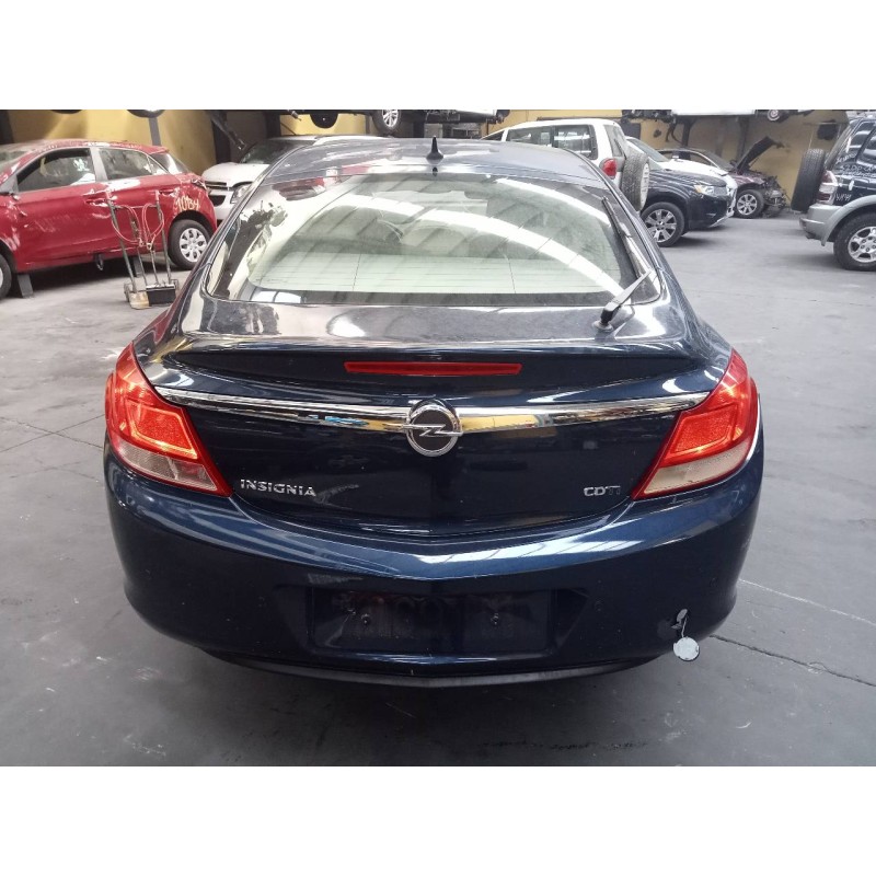 opel insignia berlina del año 2012