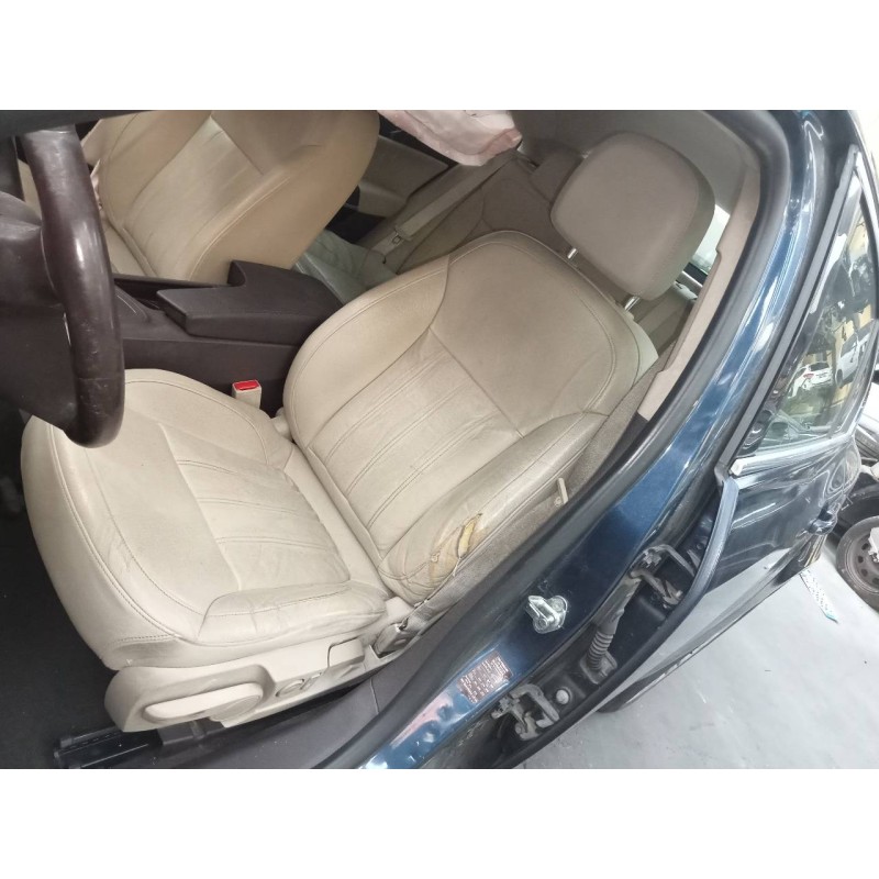 opel insignia berlina del año 2012