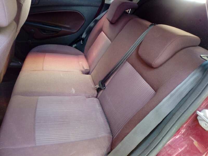 ford fiesta (cb1) del año 2010