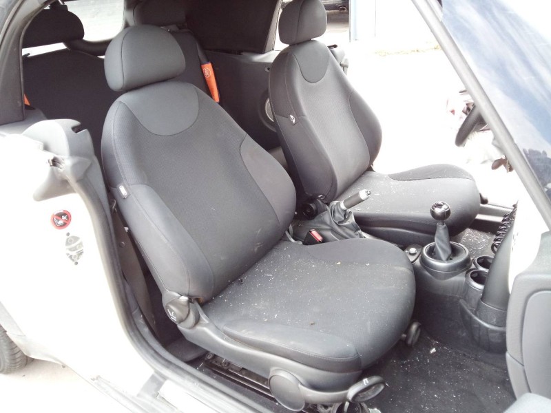 bmw mini cabrio (r52) del año 2008