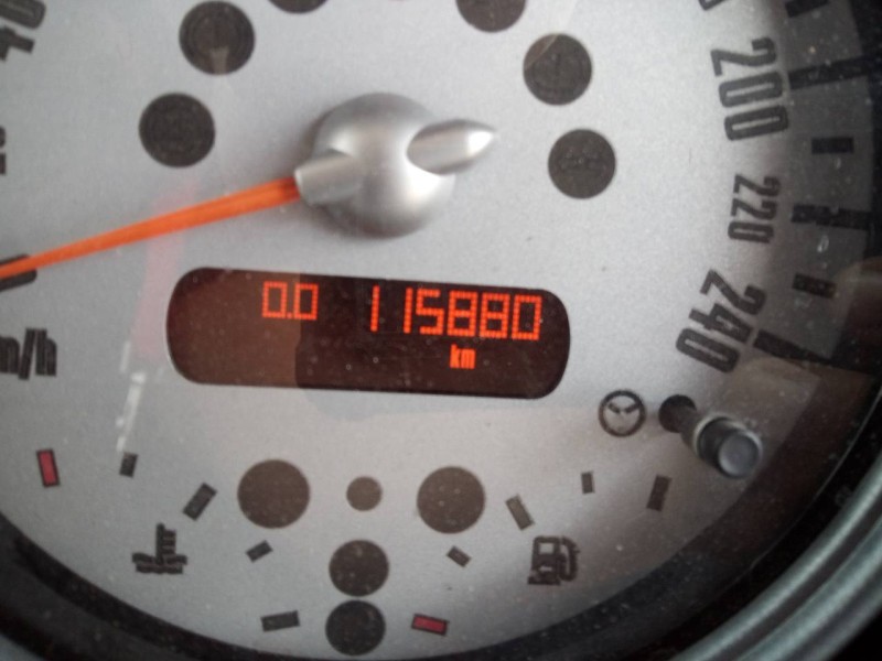 bmw mini cabrio (r52) del año 2008