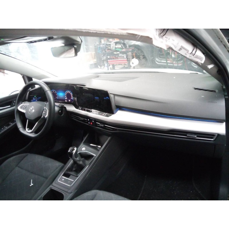 volkswagen golf viii lim. (cd1) del año 2023