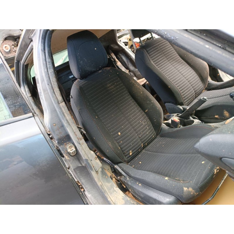 peugeot 2008 (p1) del año 2021