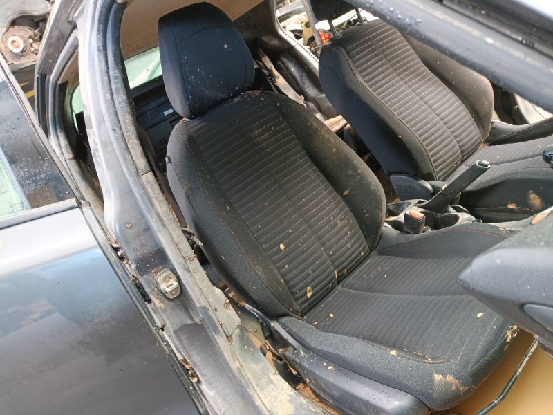 peugeot 2008 (p1) del año 2021