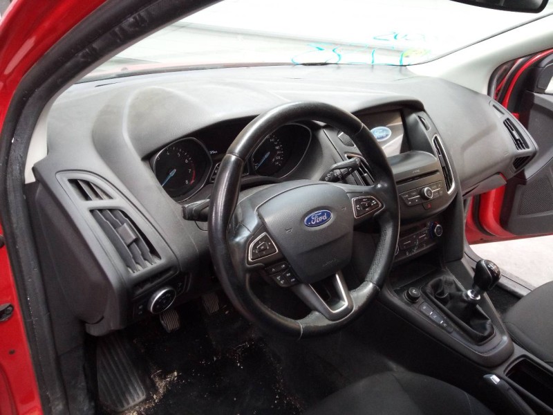 ford focus turn. del año 2016