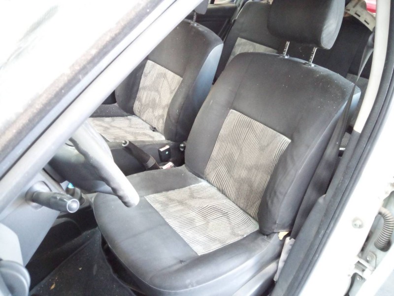 dacia sandero del año 2010