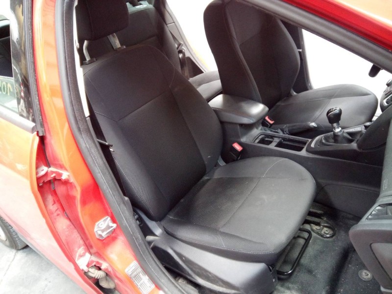 ford focus turn. del año 2016