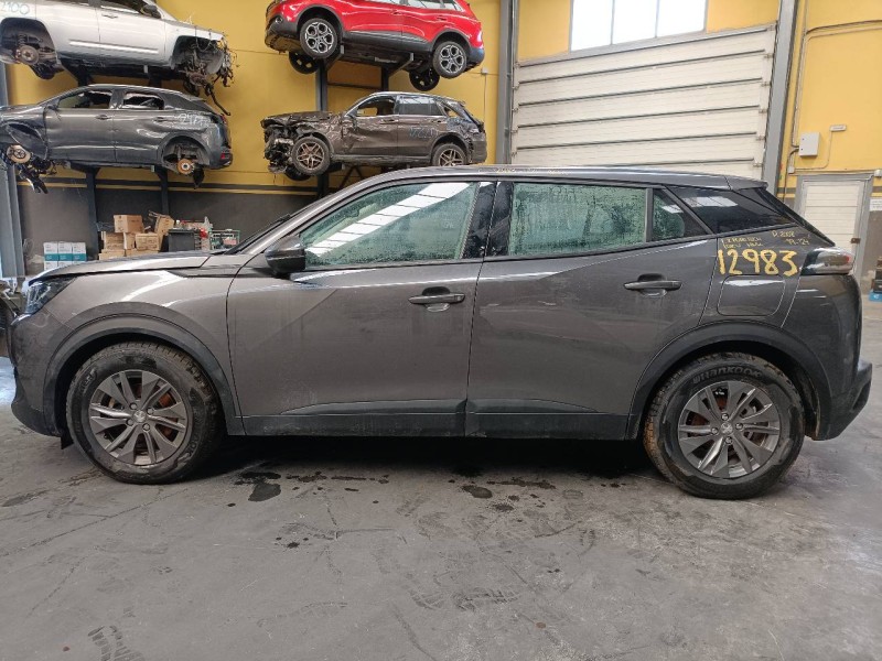 peugeot 2008 (p1) del año 2021