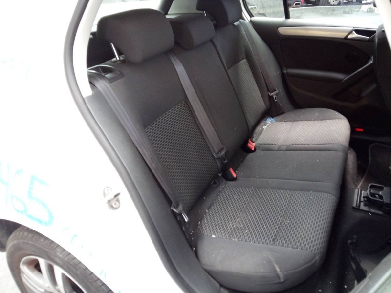 volkswagen golf vi (5k1) del año 2011