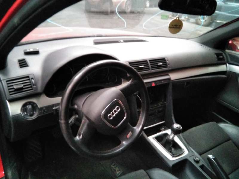 audi a4 berlina (8e) del año 2005